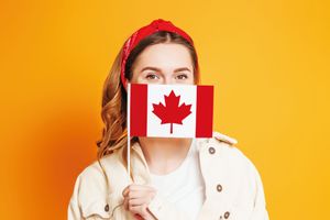 景鸿移民：加拿大移民项目挑花了眼？不同预算的申请人，如何选择适合的项目？