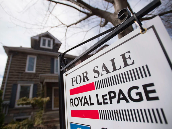 加拿大房价明年大跌25%,BC惊现1万多元4居室